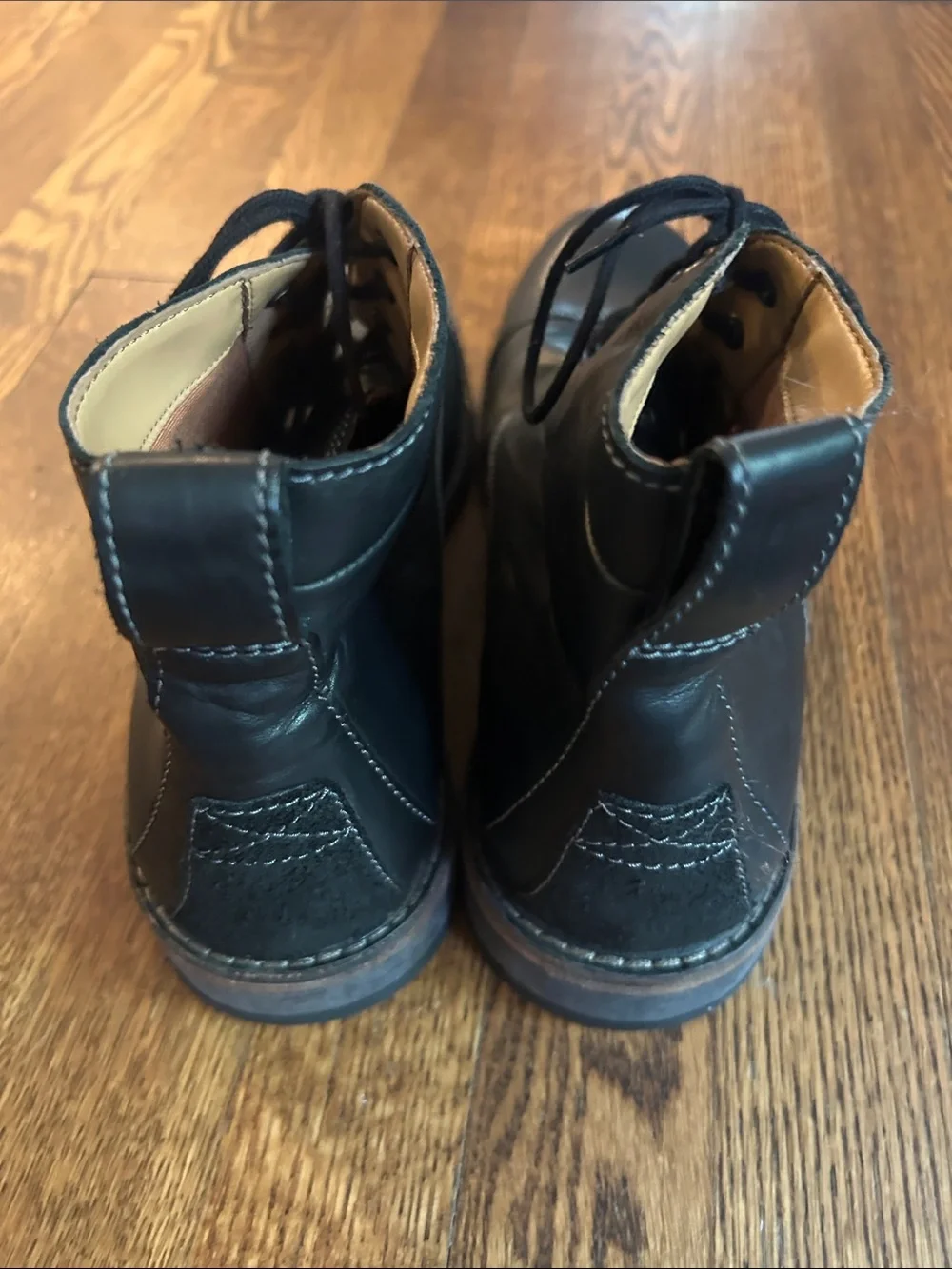 Clarks Men's Black Leather Lace-Up Ankle Boots